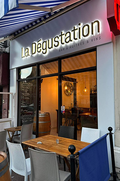 La Dégustation : Bar à huîtres et vins à Boulogne-sur-Mer